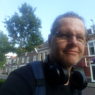 Tom zoekt een Kamer / Studio in Den Bosch